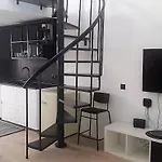 Gallery Apartment *